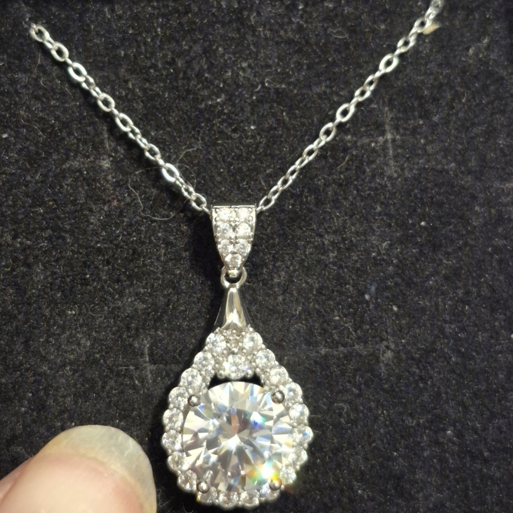 Silver Crystal Teardrop Necklace